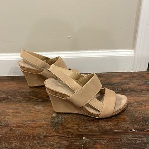 Aerosoles Wedged Tan Heels